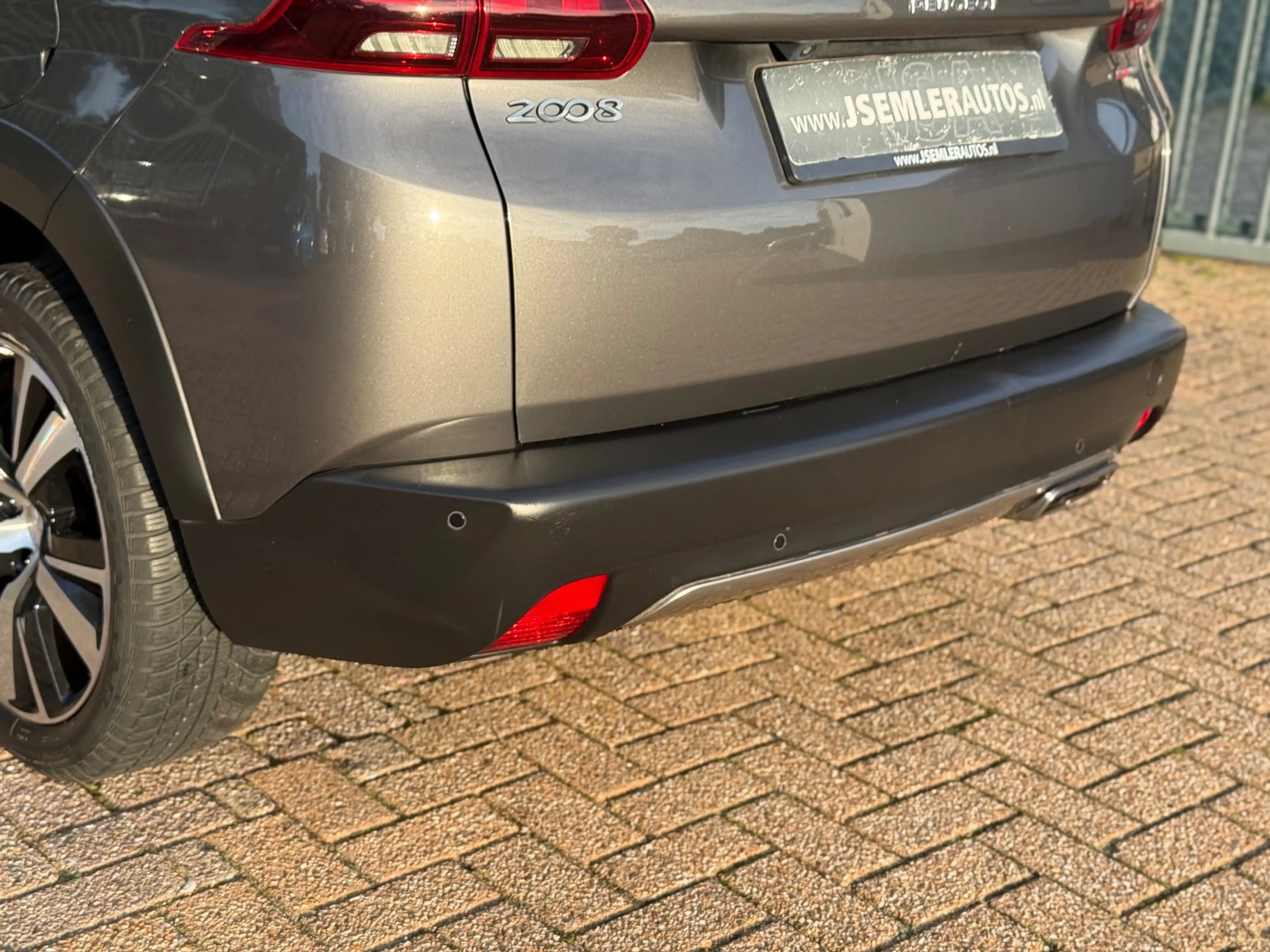 Peugeot 2008 1.2 PureTech GT-Line NAVI CRUISE CAMERA PANORAMA D — photo 32