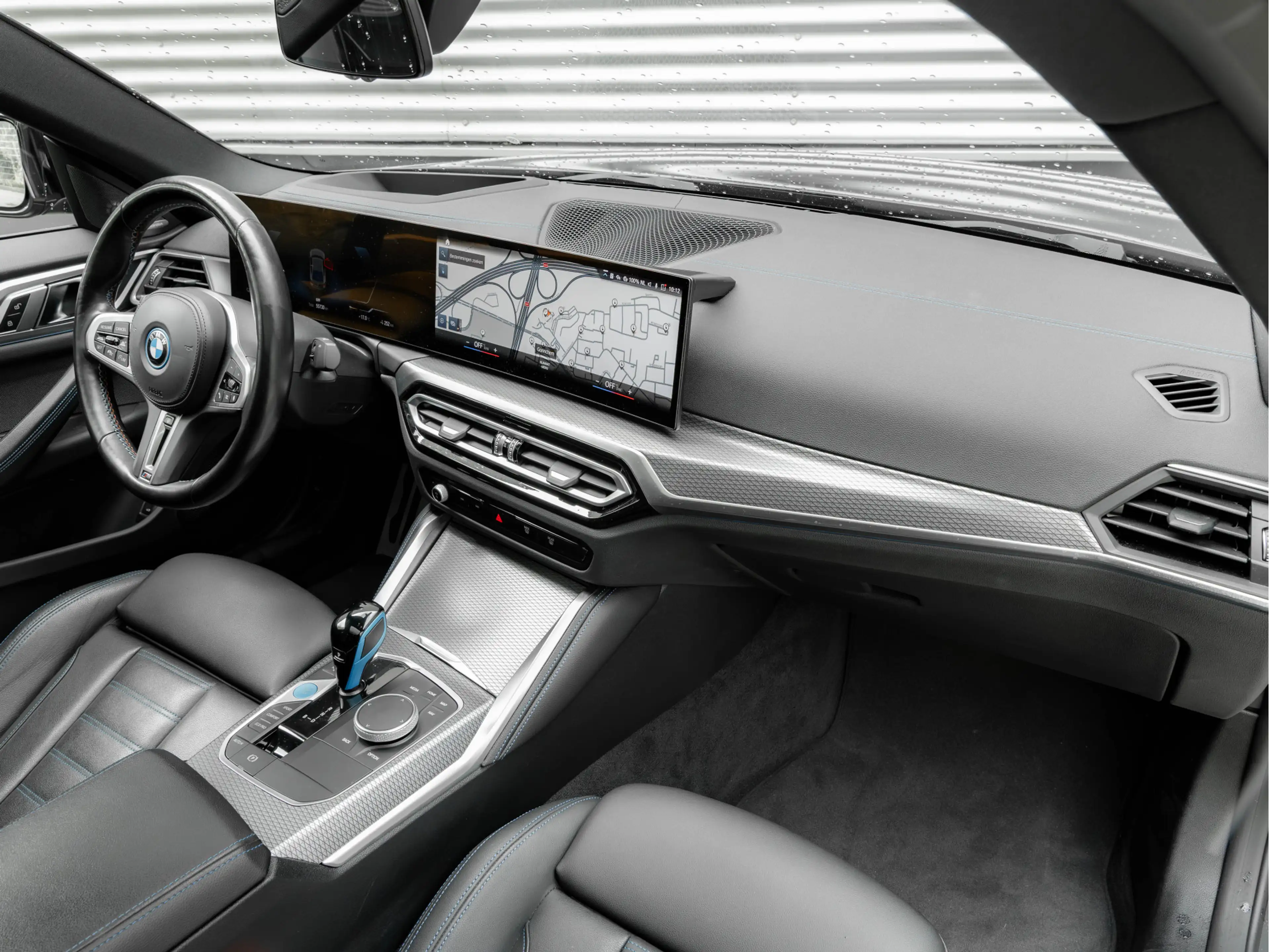BMW i4 M50 - M-Sport Pro - Dak - Memoryzetels - Laserligh — photo 19