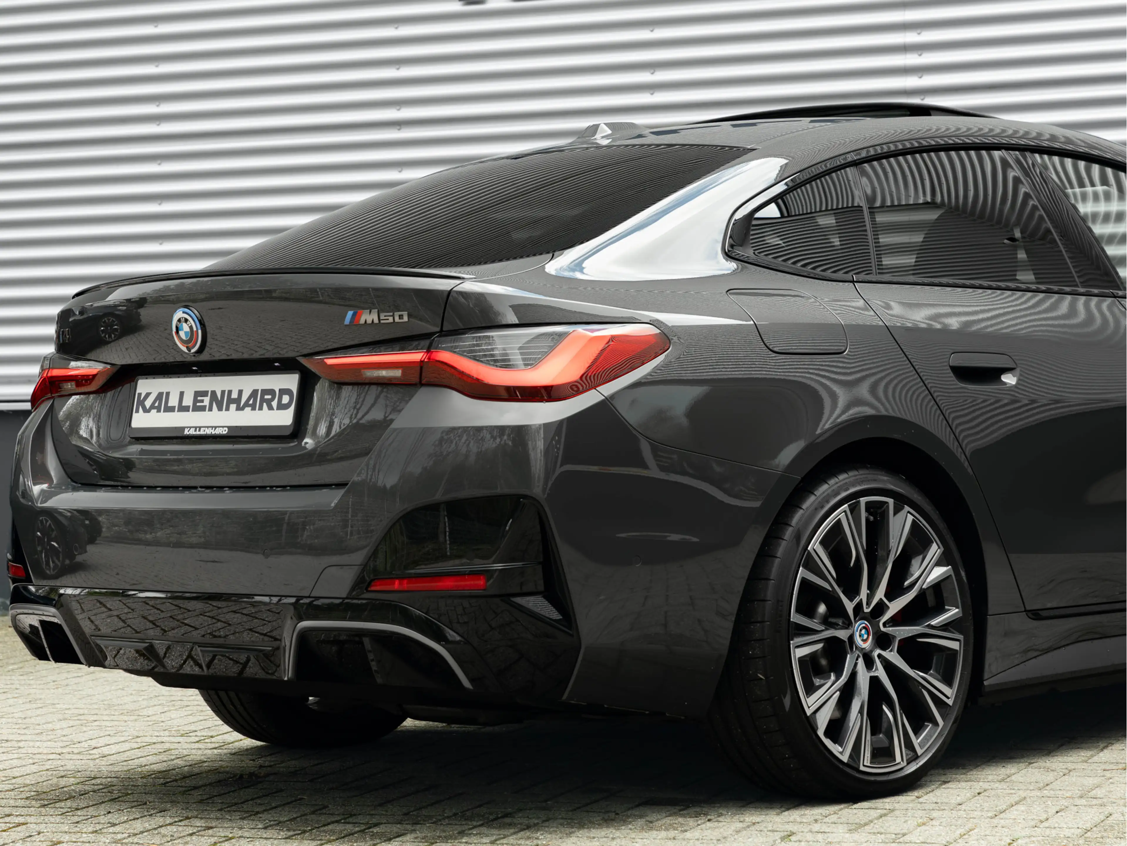 BMW i4 M50 - M-Sport Pro - Dak - Memoryzetels - Laserligh — photo 10