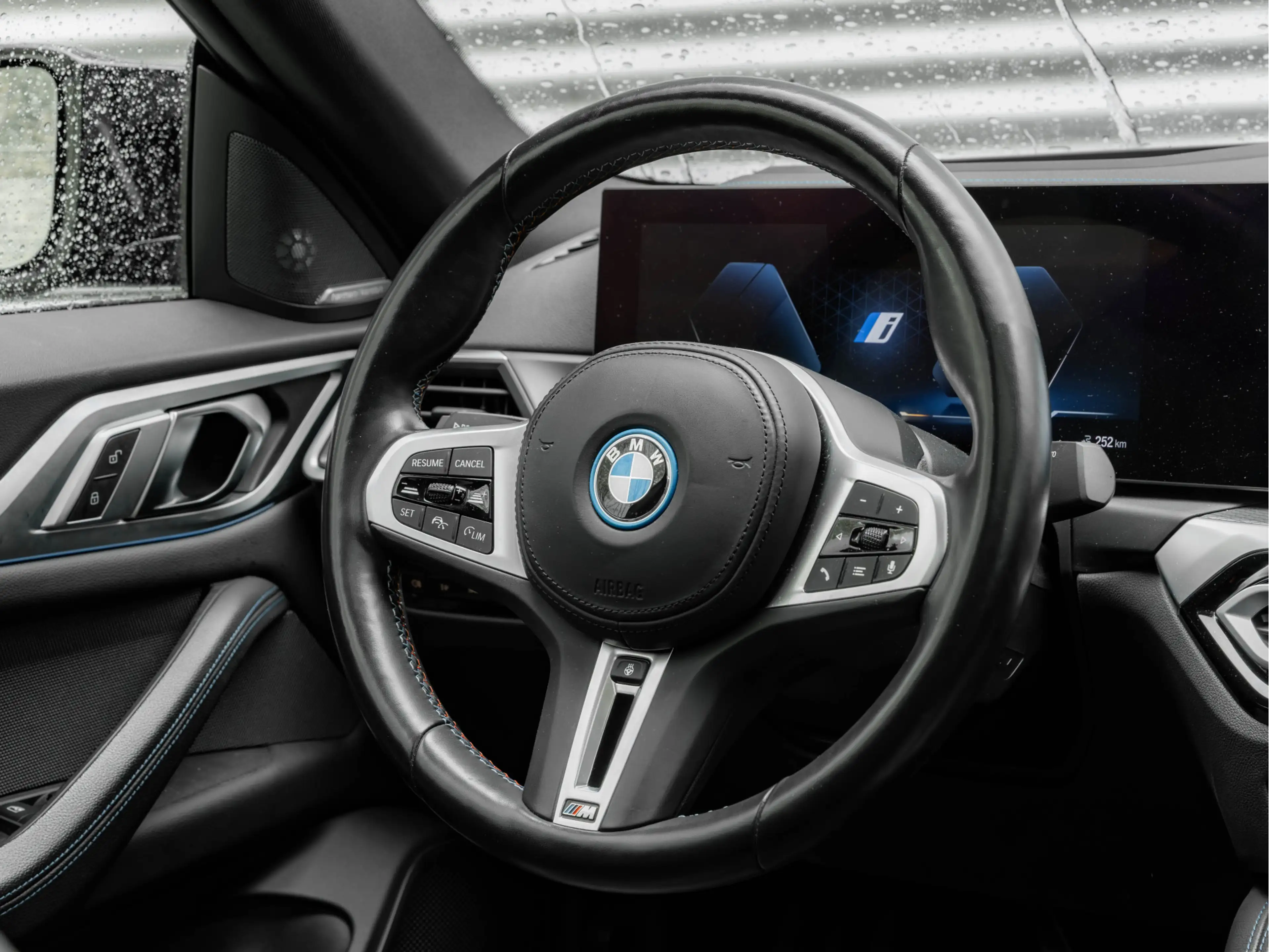 BMW i4 M50 - M-Sport Pro - Dak - Memoryzetels - Laserligh — photo 31