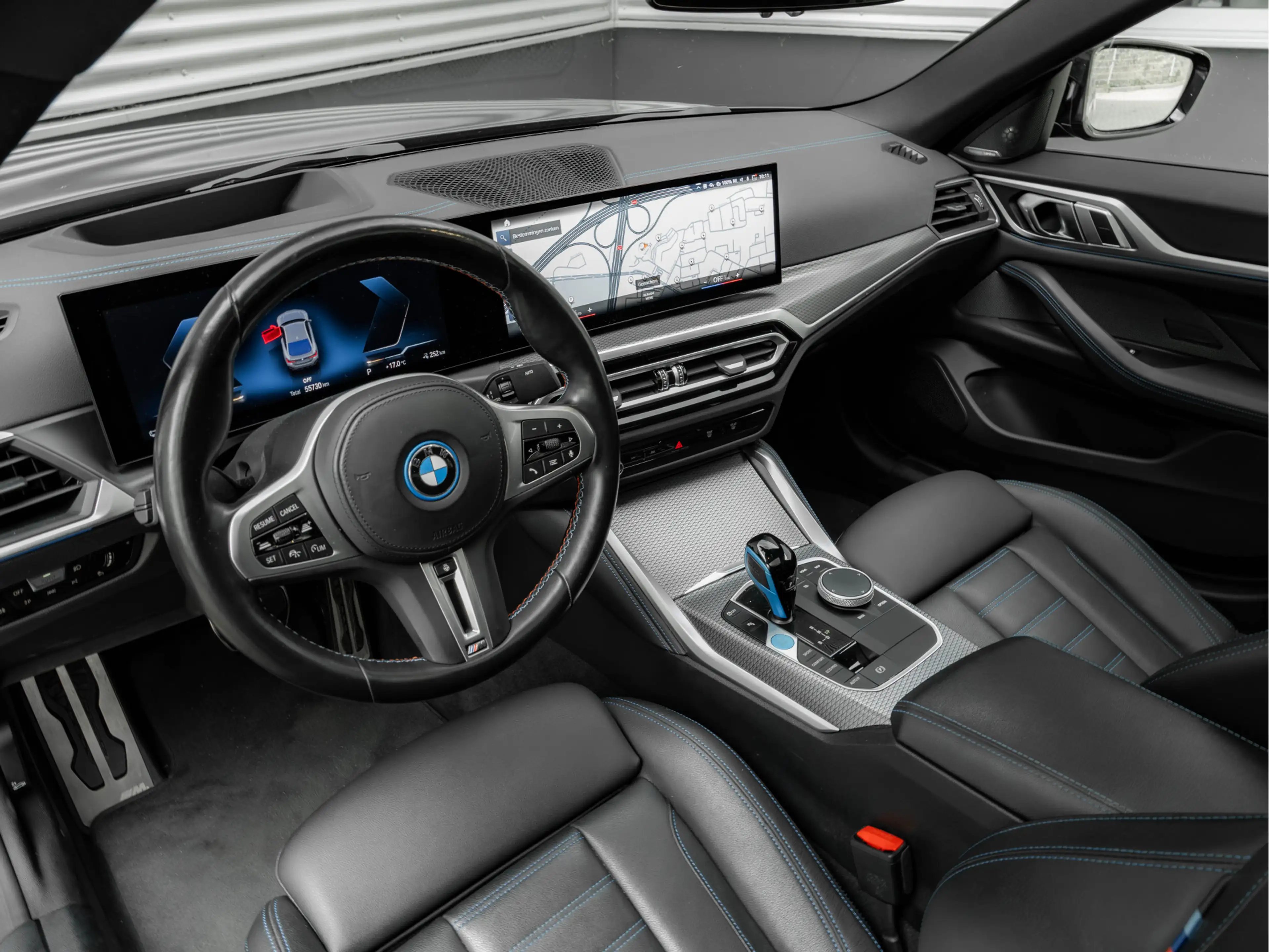 BMW i4 M50 - M-Sport Pro - Dak - Memoryzetels - Laserligh — photo 18