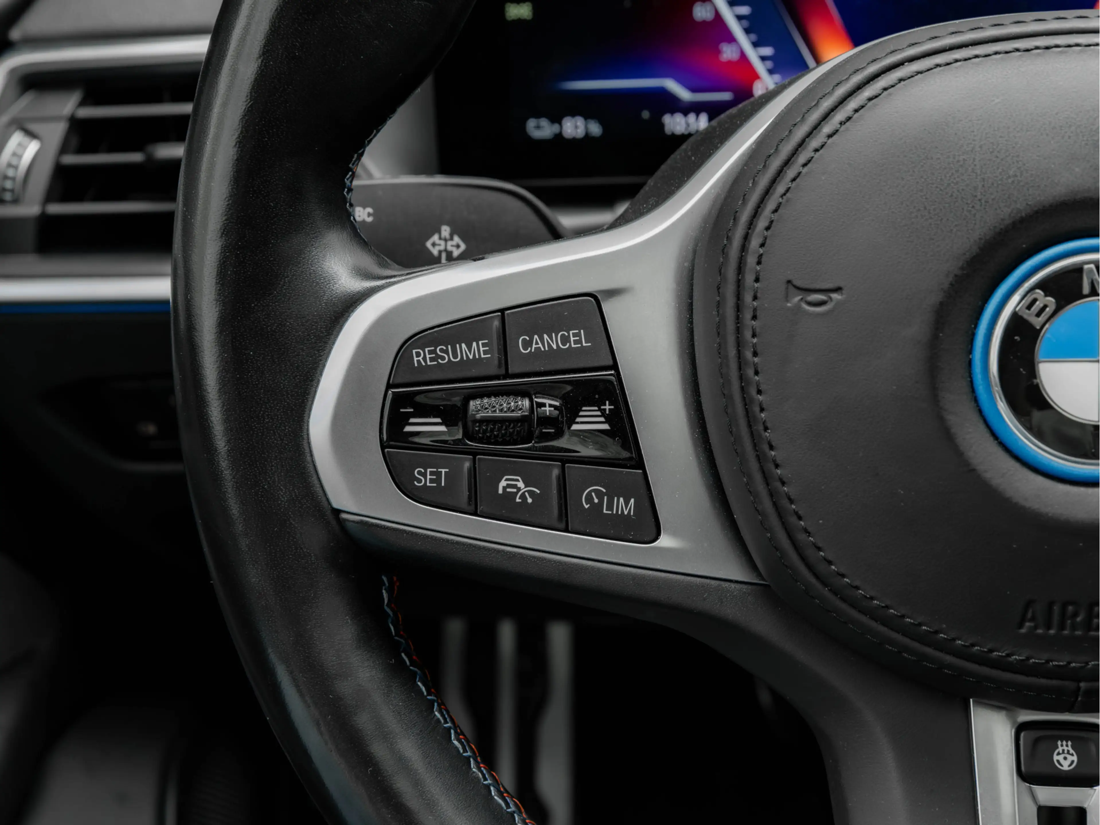 BMW i4 M50 - M-Sport Pro - Dak - Memoryzetels - Laserligh — photo 32