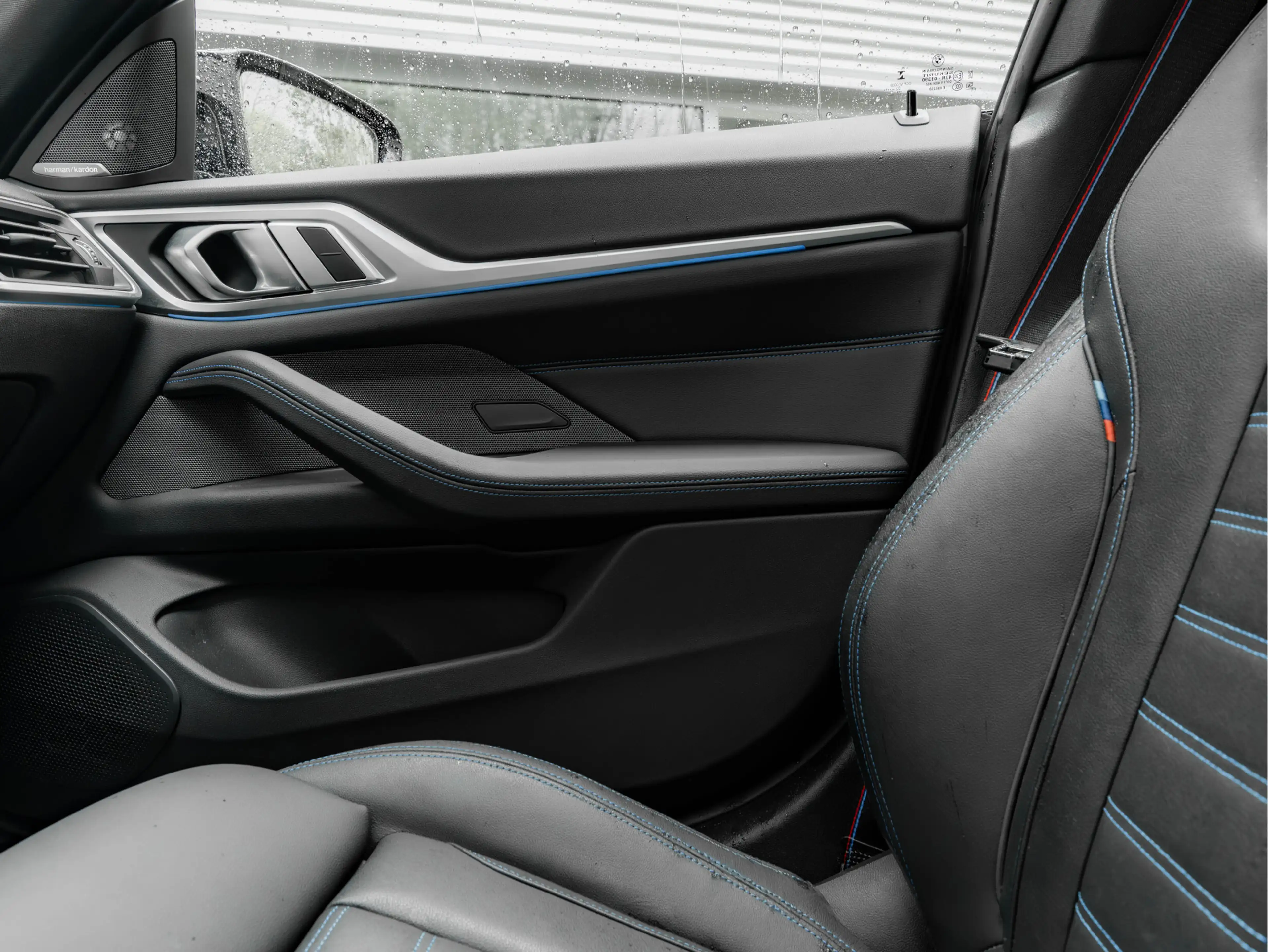 BMW i4 M50 - M-Sport Pro - Dak - Memoryzetels - Laserligh — photo 42