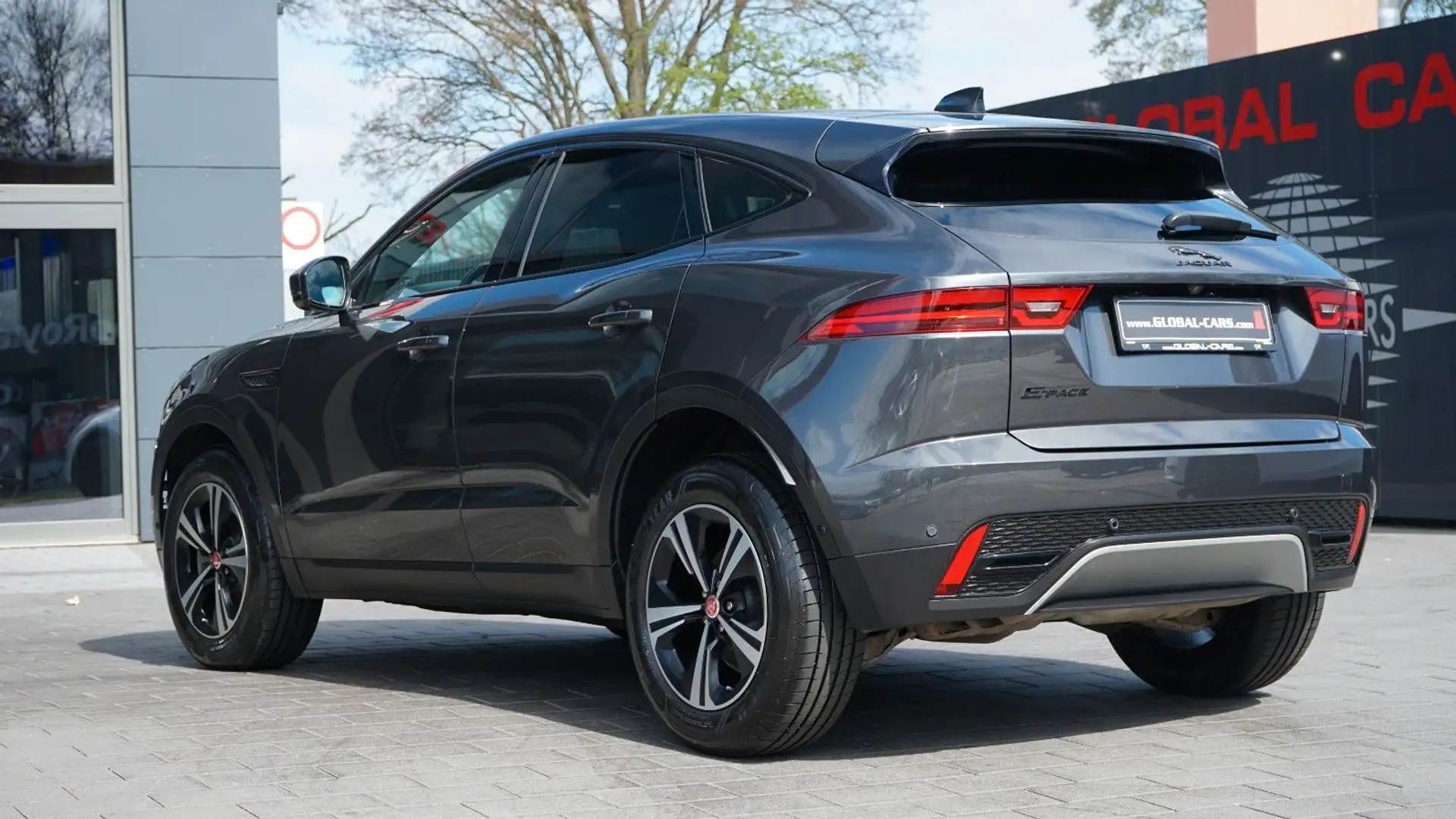 Jaguar E-Pace E-PACE D165 S AWD*BLACK PACK*PIVI PRO*360°* Grau - 2