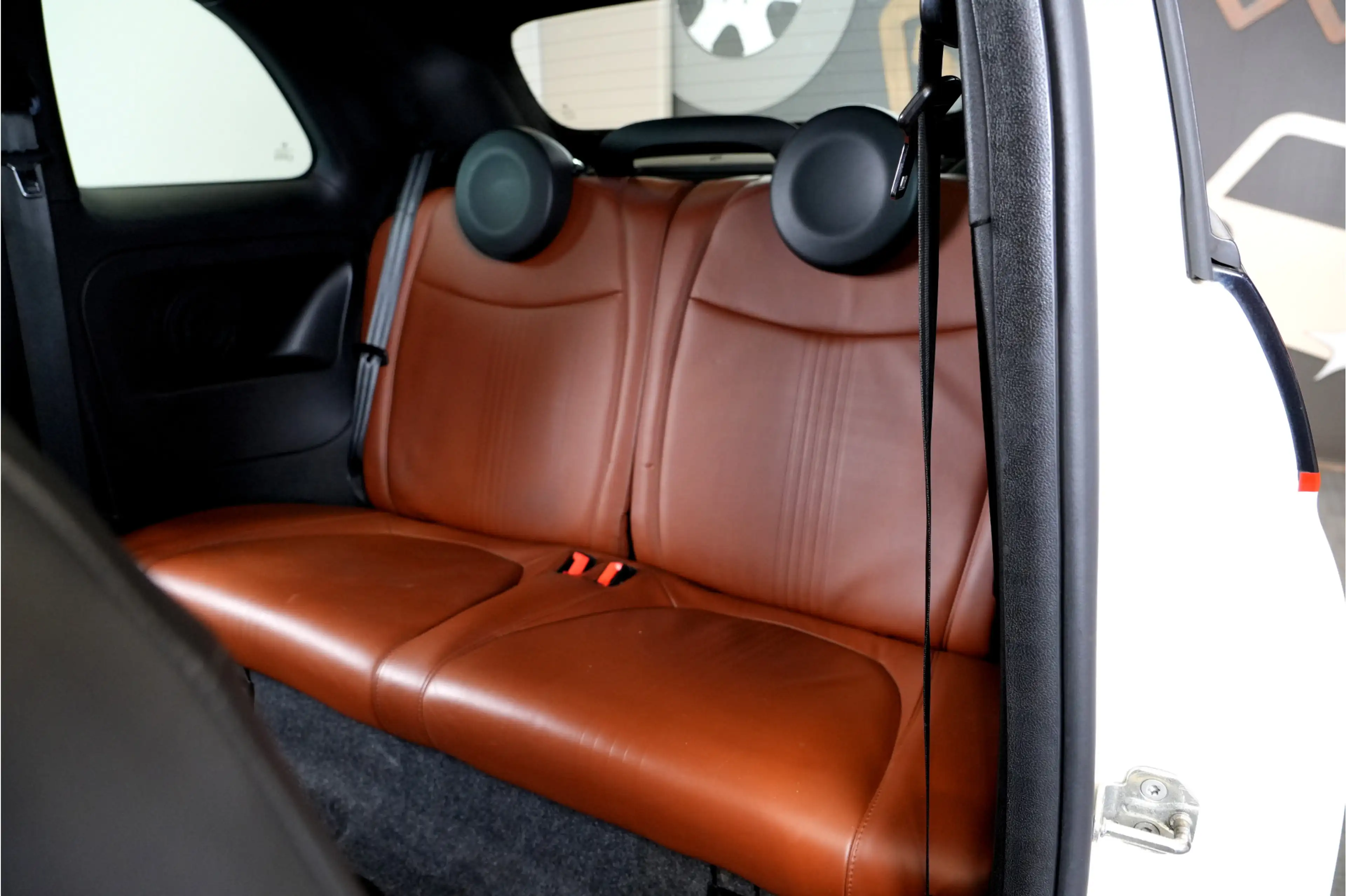 Fiat 500C Abarth 1.4 T-Jet 147kW/200pk Dualogic Competizione Bi-Ton — photo 14