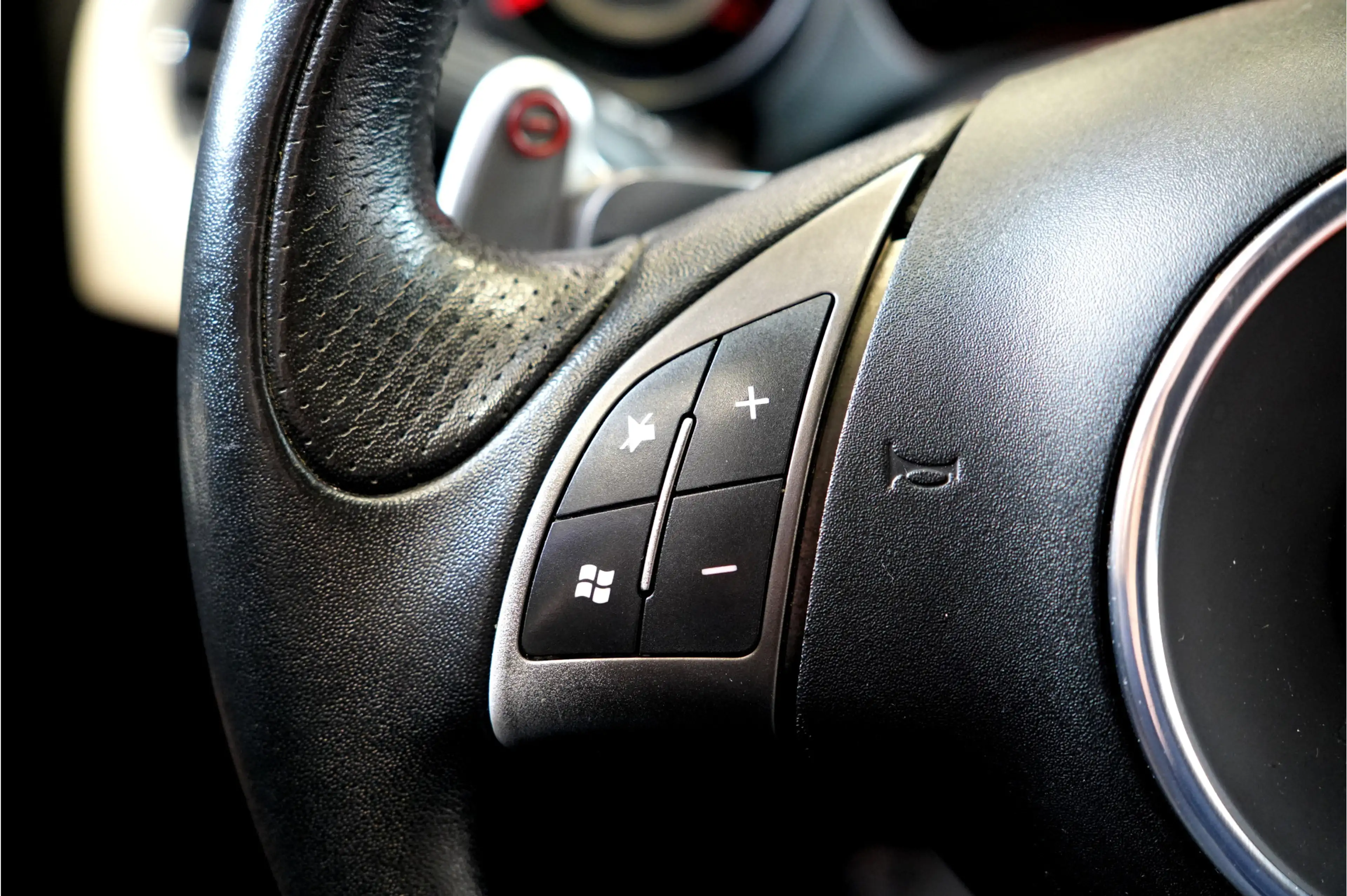 Fiat 500C Abarth 1.4 T-Jet 147kW/200pk Dualogic Competizione Bi-Ton — photo 26