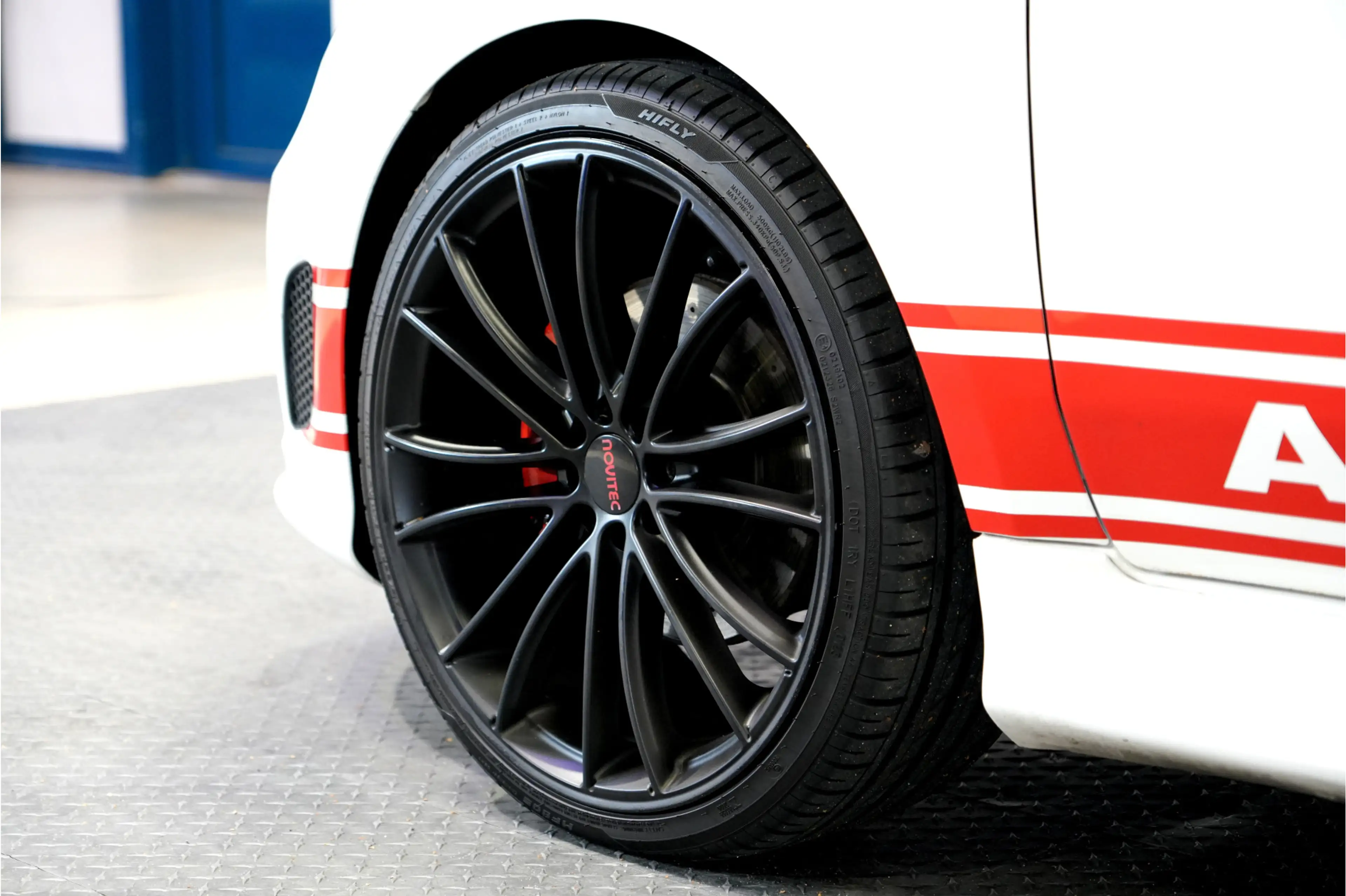 Fiat 500C Abarth 1.4 T-Jet 147kW/200pk Dualogic Competizione Bi-Ton — photo 21