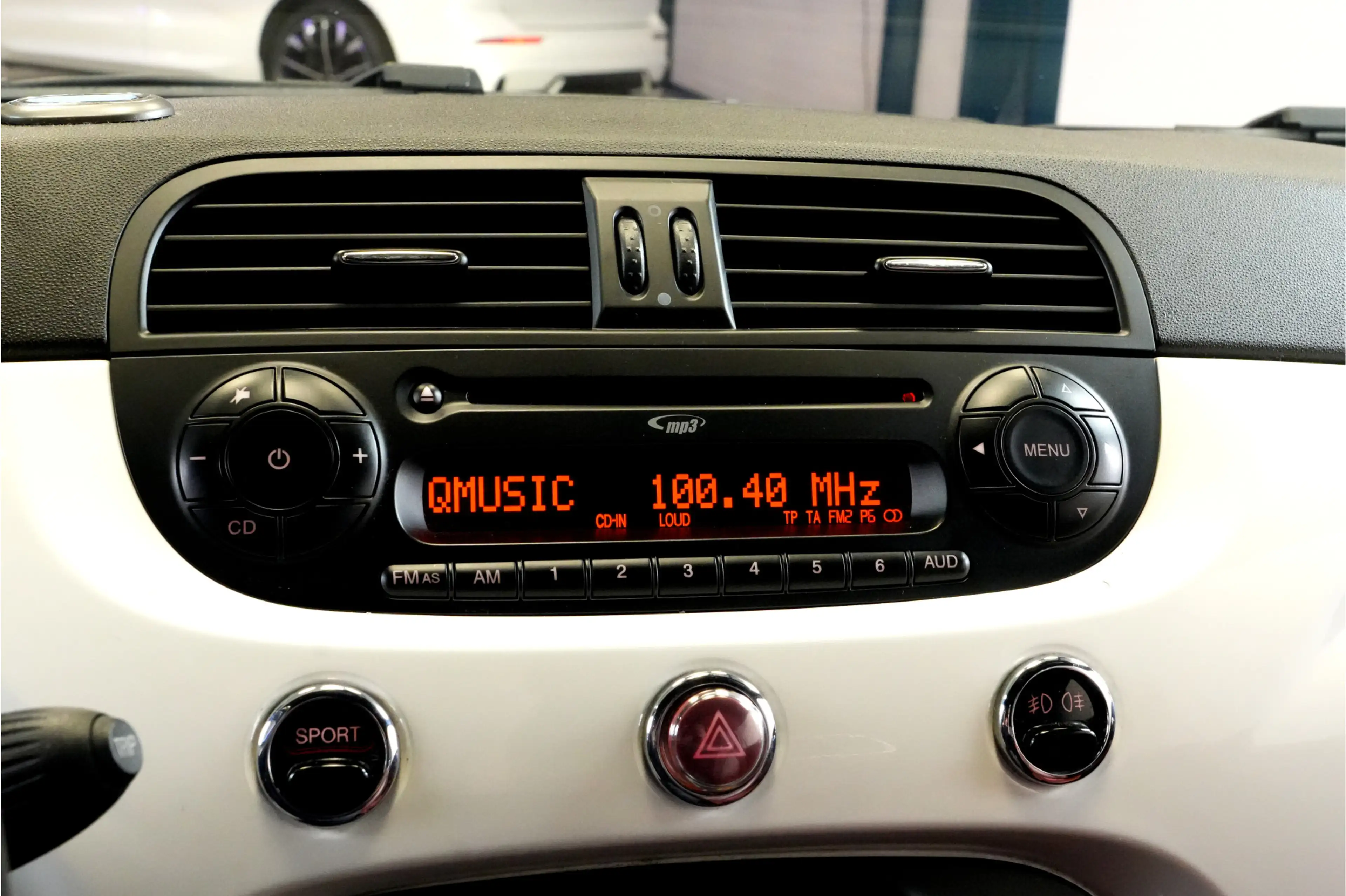 Fiat 500C Abarth 1.4 T-Jet 147kW/200pk Dualogic Competizione Bi-Ton — photo 36