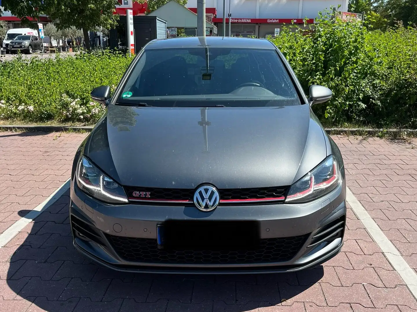 Volkswagen Golf GTI 2.0 TSI DSG Performance Grau - 2