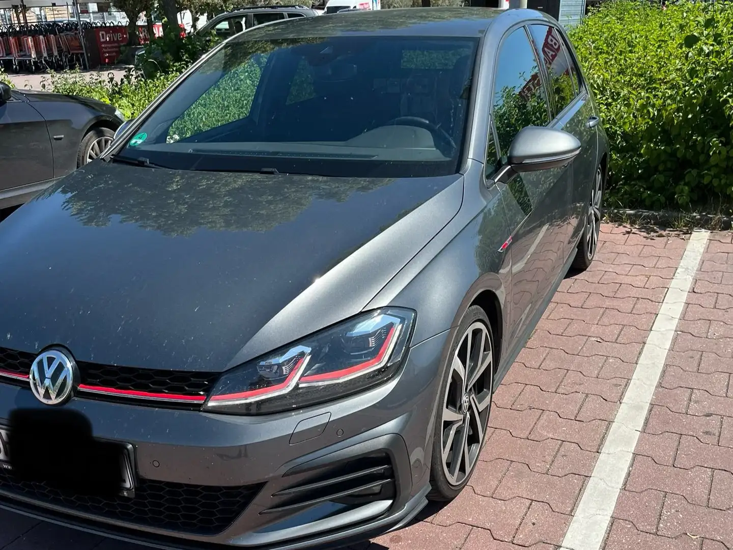 Volkswagen Golf GTI 2.0 TSI DSG Performance Grau - 1