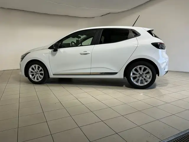 Renault Clio view 6