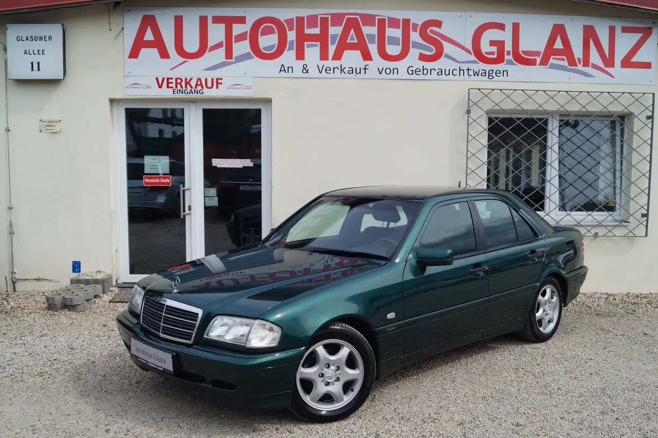 Mercedes-Benz C 240