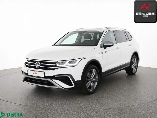 2023 Volkswagen Tiguan Allspace in White for sale