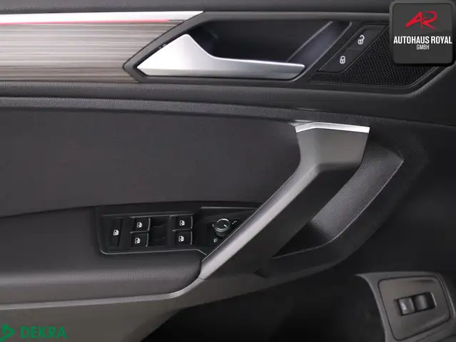 Volkswagen Tiguan Allspace view 14
