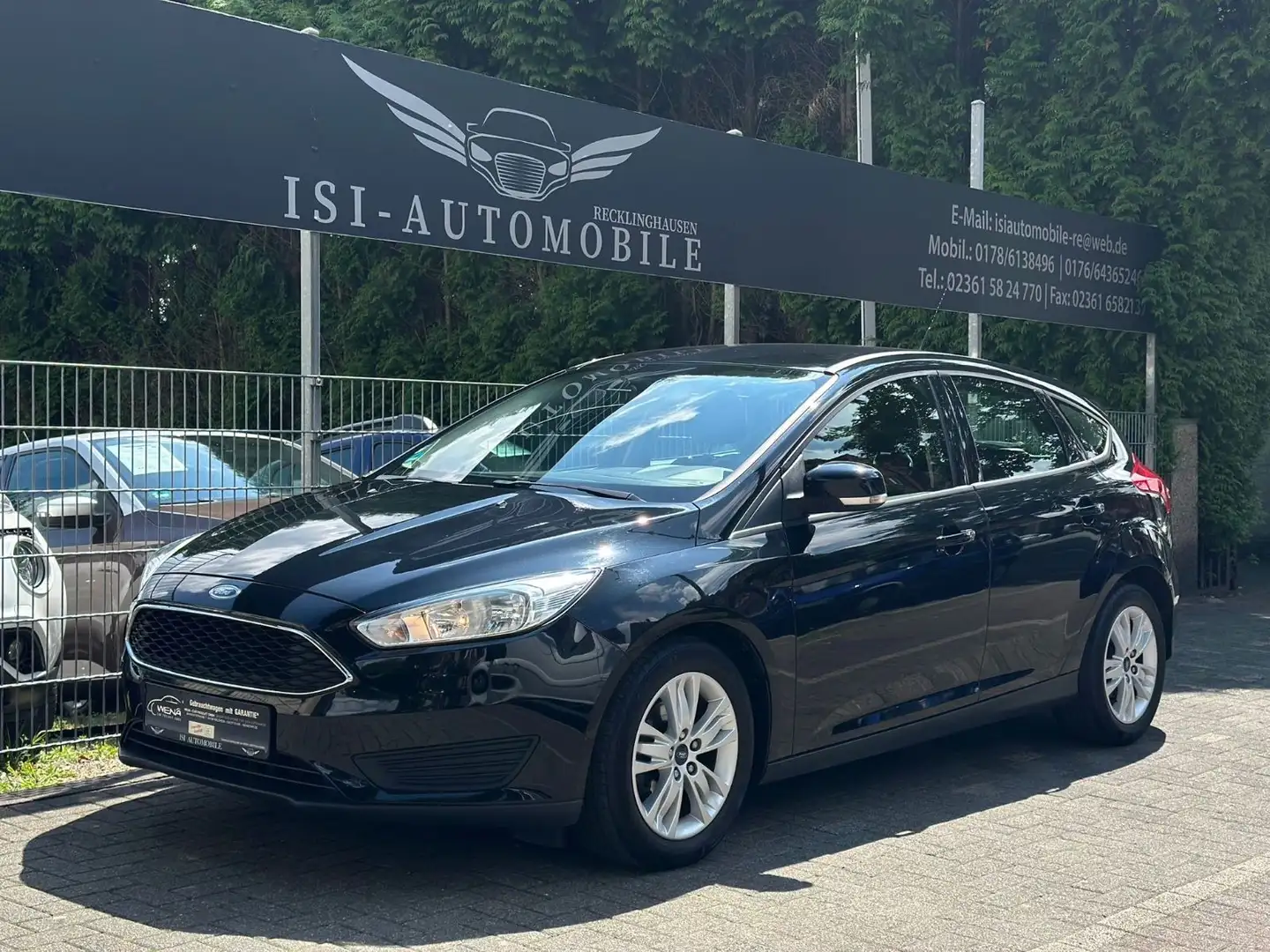 Ford Focus Lim. Trend Facelift Klimaanlage Garantie Schwarz - 1
