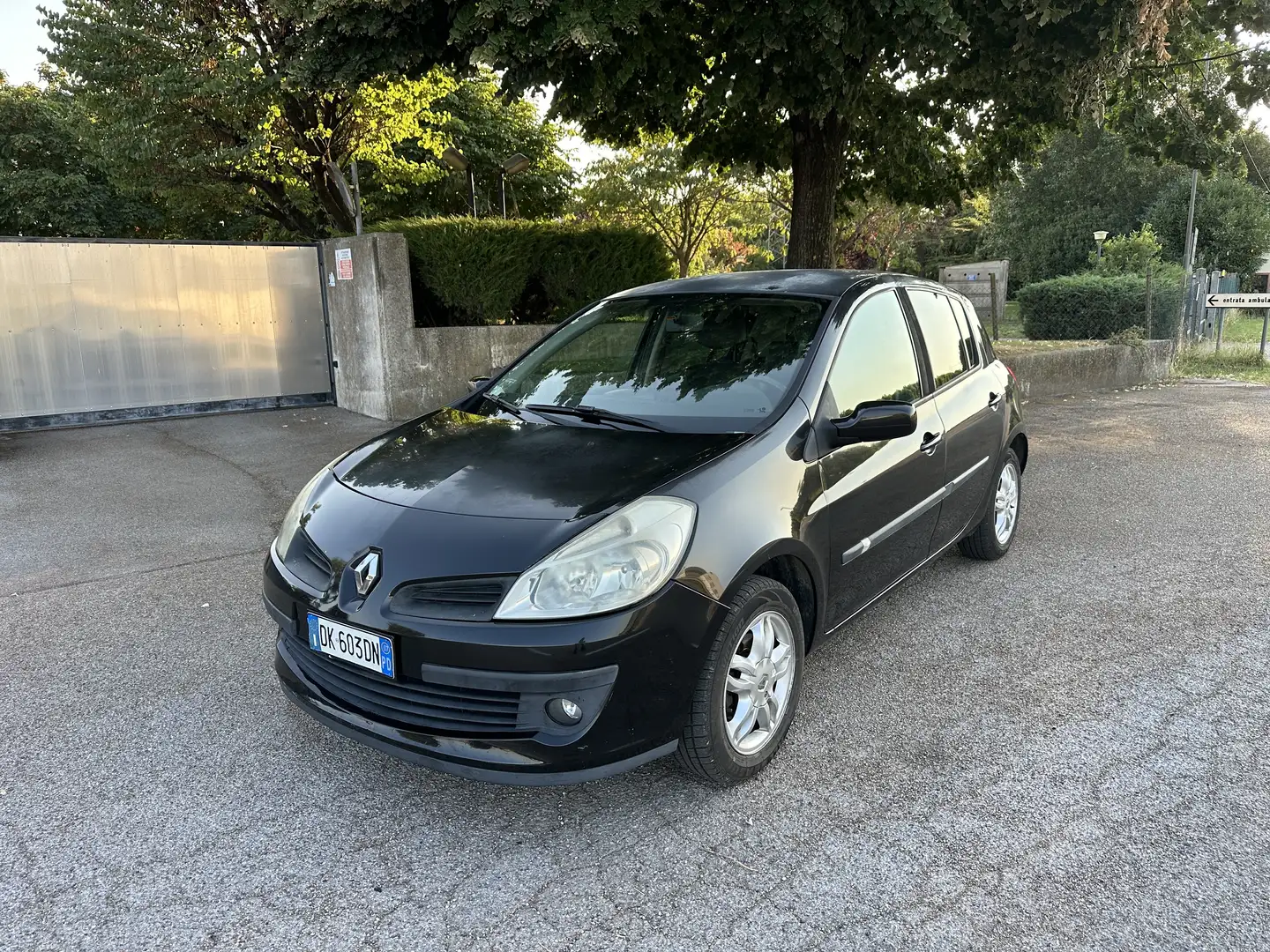 Renault Clio Storia 5p 1.2 Confort Gpl - 2