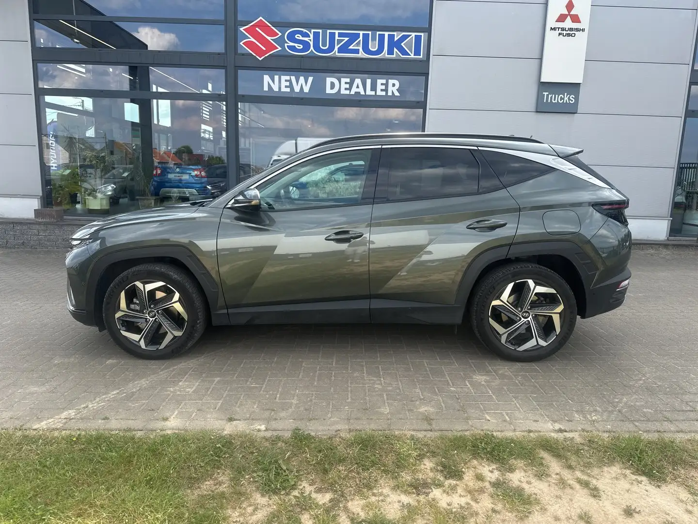 Hyundai TUCSON T-GDi Shine HEV 6AT Grijs - 2
