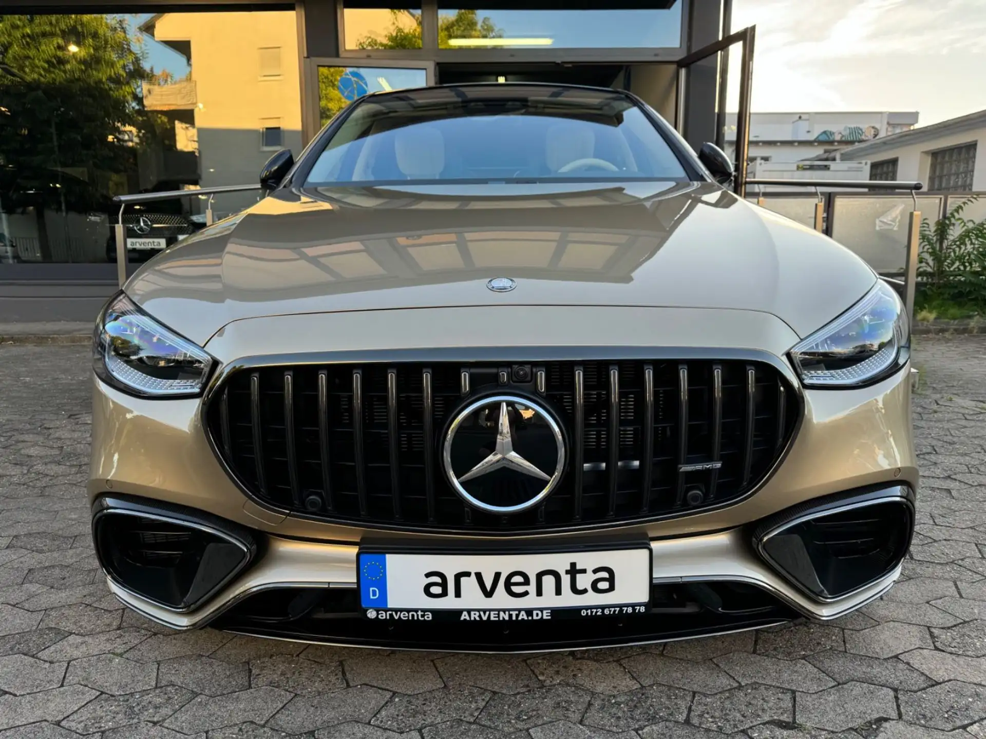 벤츠 S-클래스 S 63 AMG 2026 베이지 사진 2