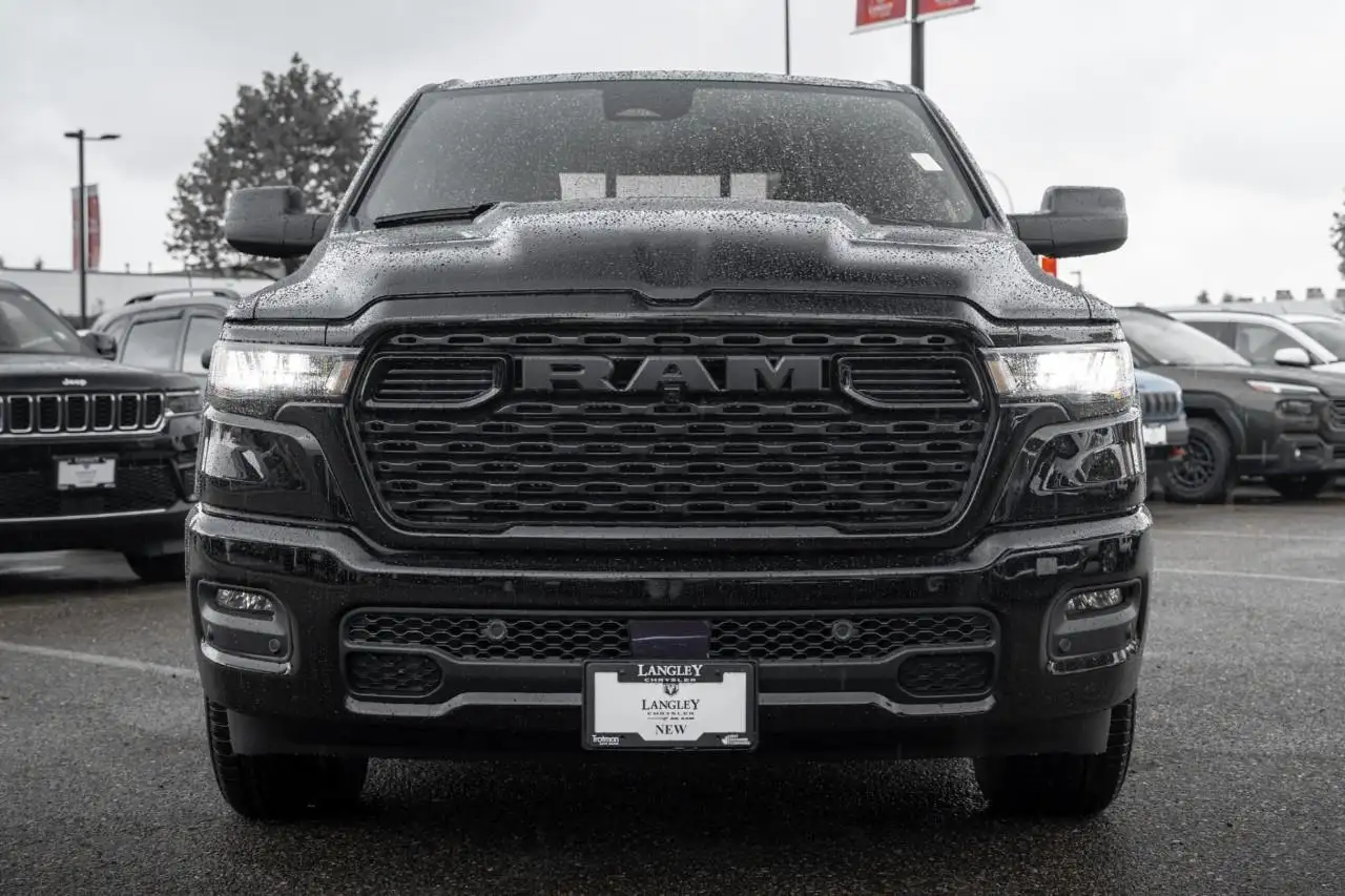 RAM 1500 снимка RAM 1500