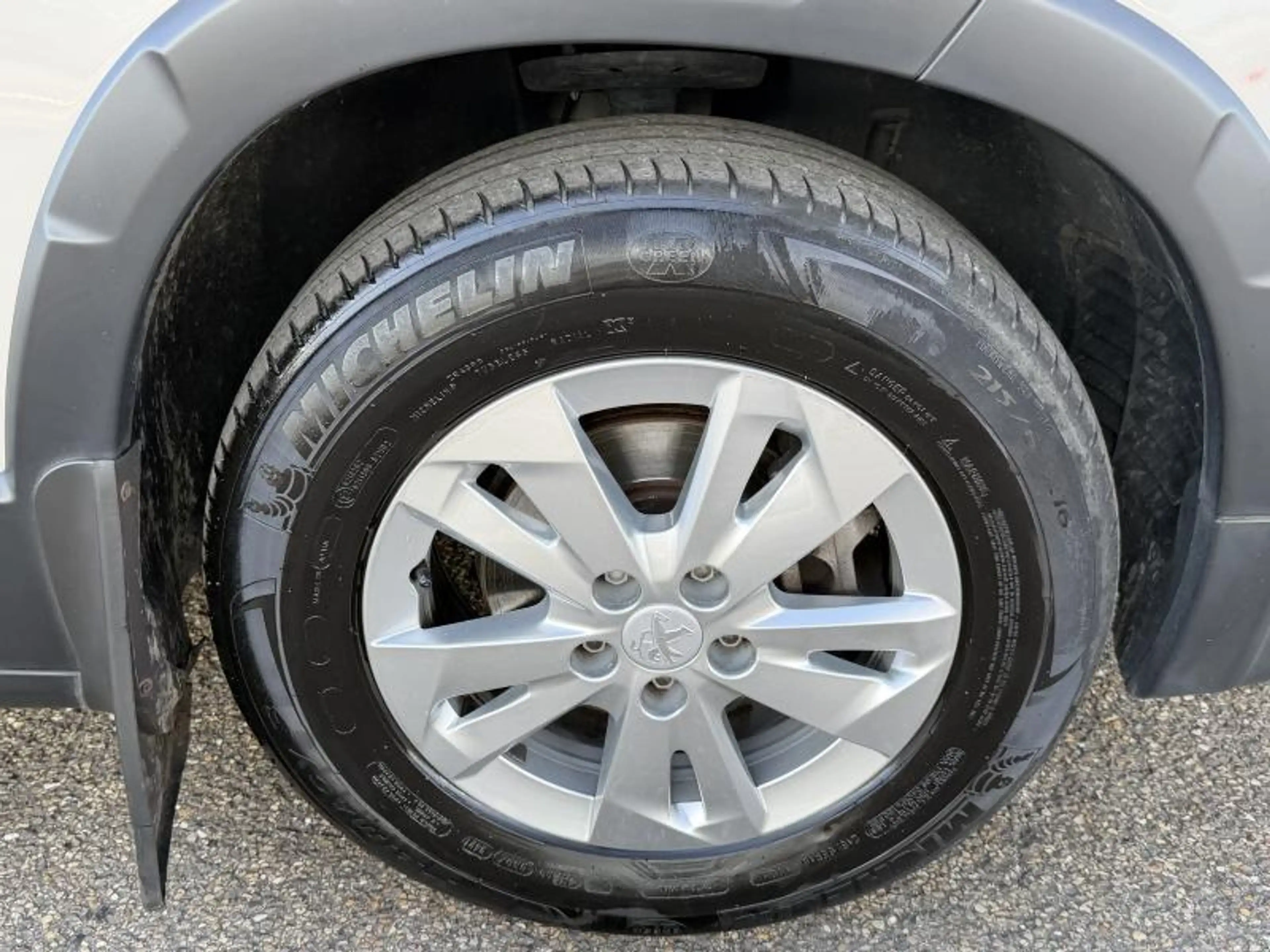 Peugeot Rifter ALLURE — photo 12