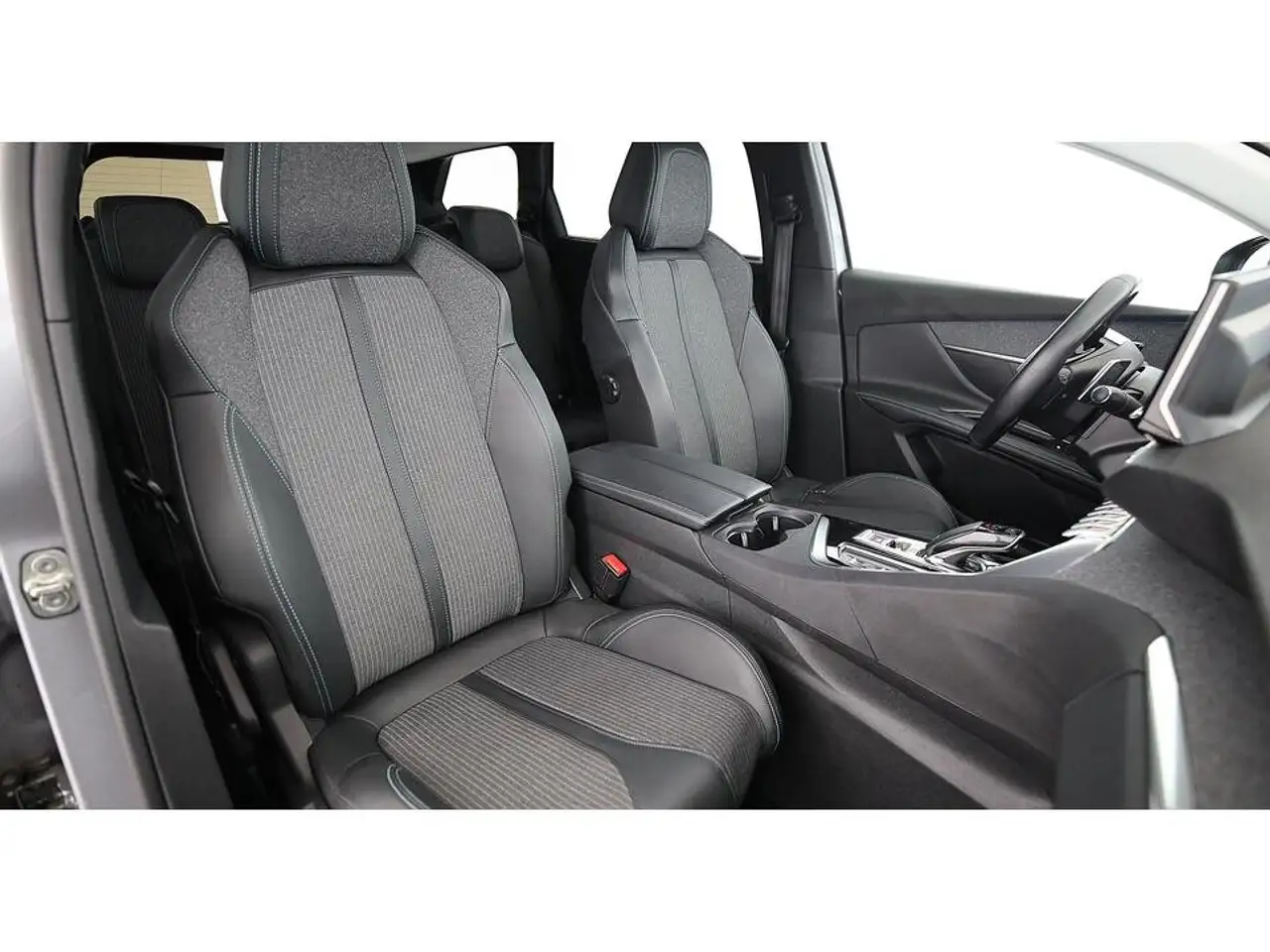 Peugeot 5008 1.5 BlueHDi 130 Allure Aut LED 7-SITZER NAVI, миниатюра 14