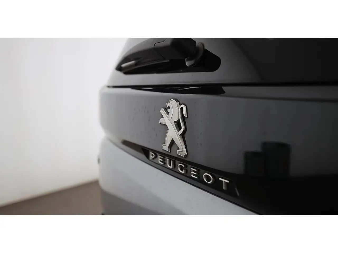 Peugeot 5008 1.5 BlueHDi 130 Allure Aut LED 7-SITZER NAVI, миниатюра 8