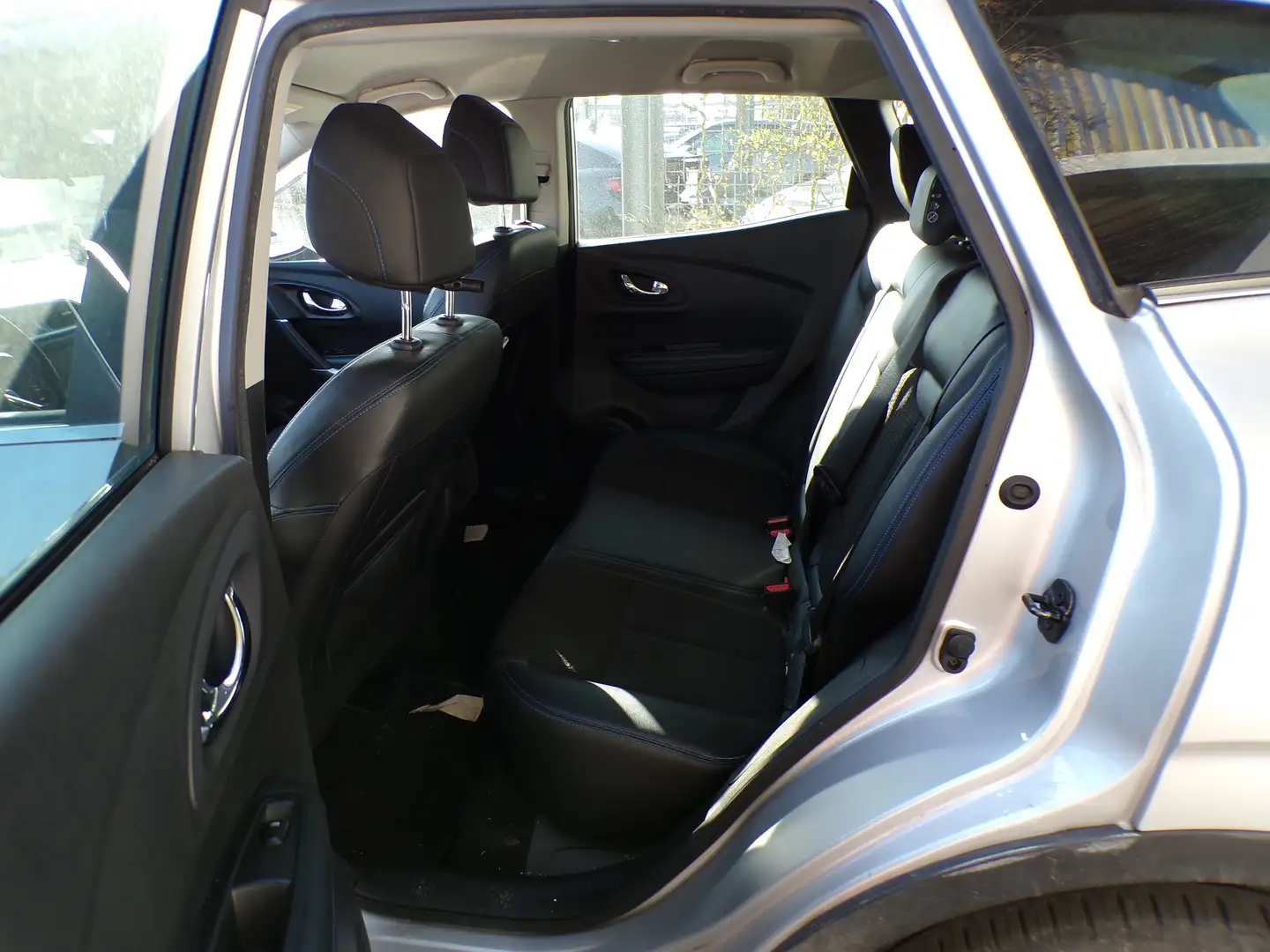 Renault Kadjar 1.2TCe 130cv Automatique gris 06/18 81.894km Airco Argent - 2