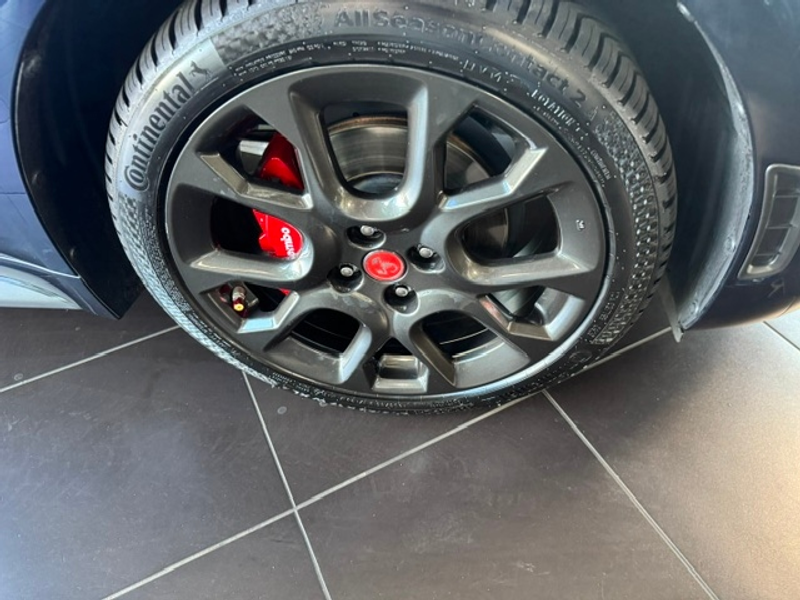 Abarth 124 Spider 1.4 MultiAir Turbo AT Turismo LED NAV — photo 10