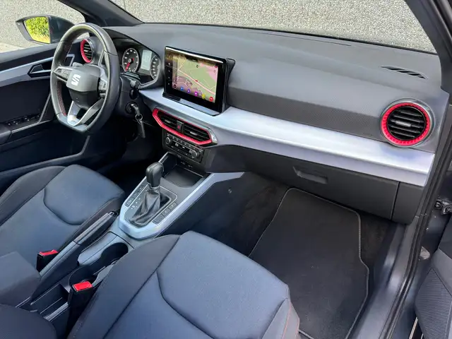 SEAT Arona view 10