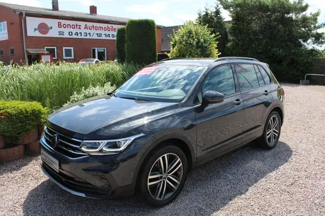 Volkswagen Tiguan 2.0 TDI DSG URBAN SPORT *AHK,LED,APP,Sitzhzg*