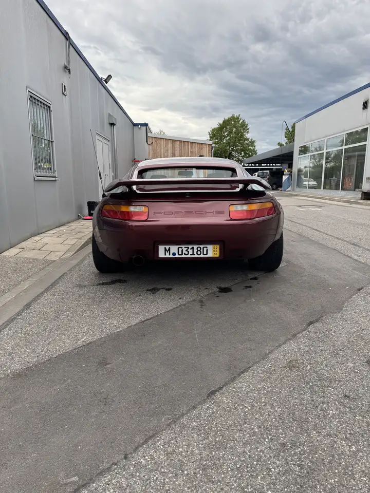 Porsche 928 S, foto 3