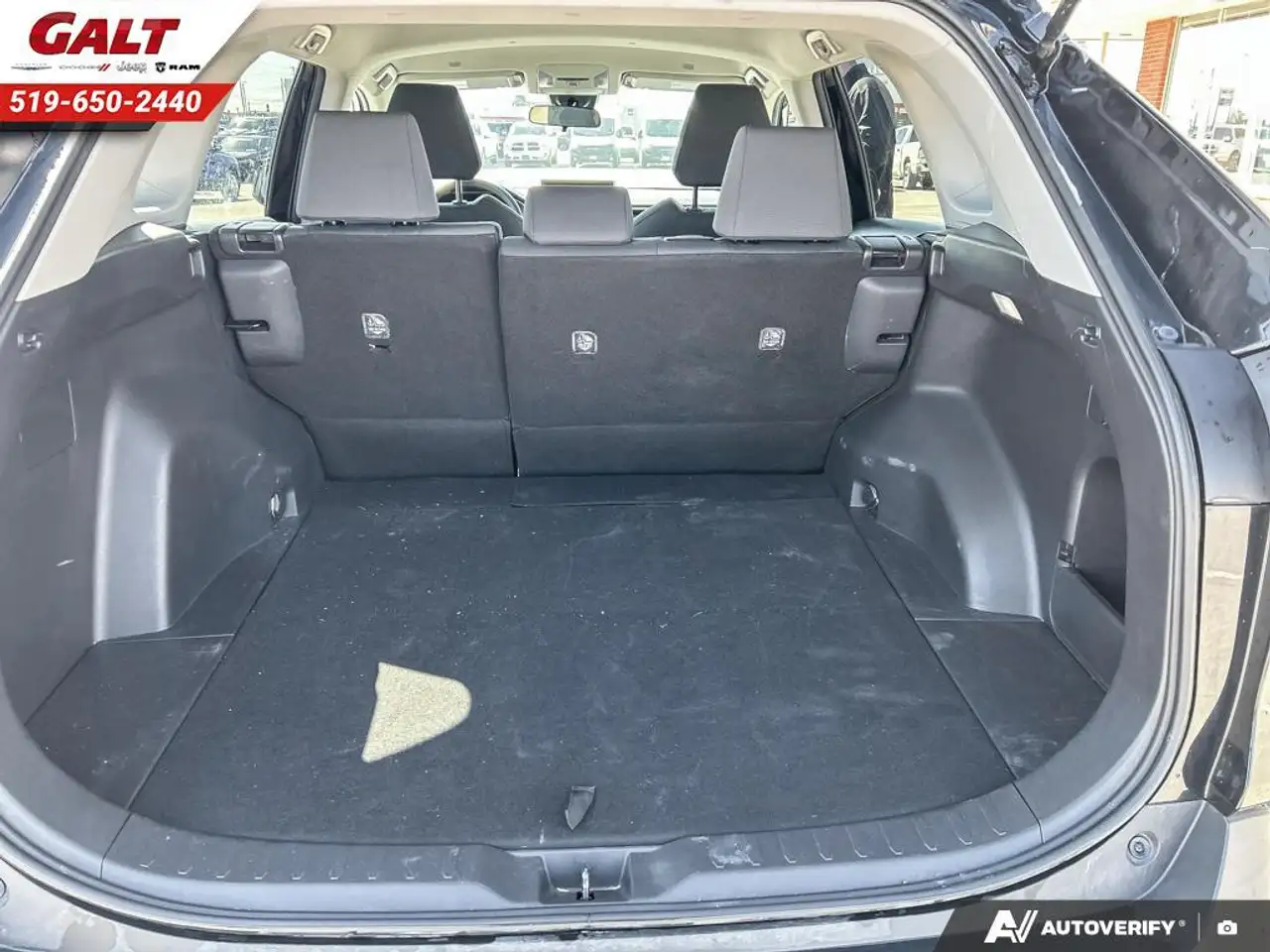 Toyota RAV 4 снимка Toyota RAV 4