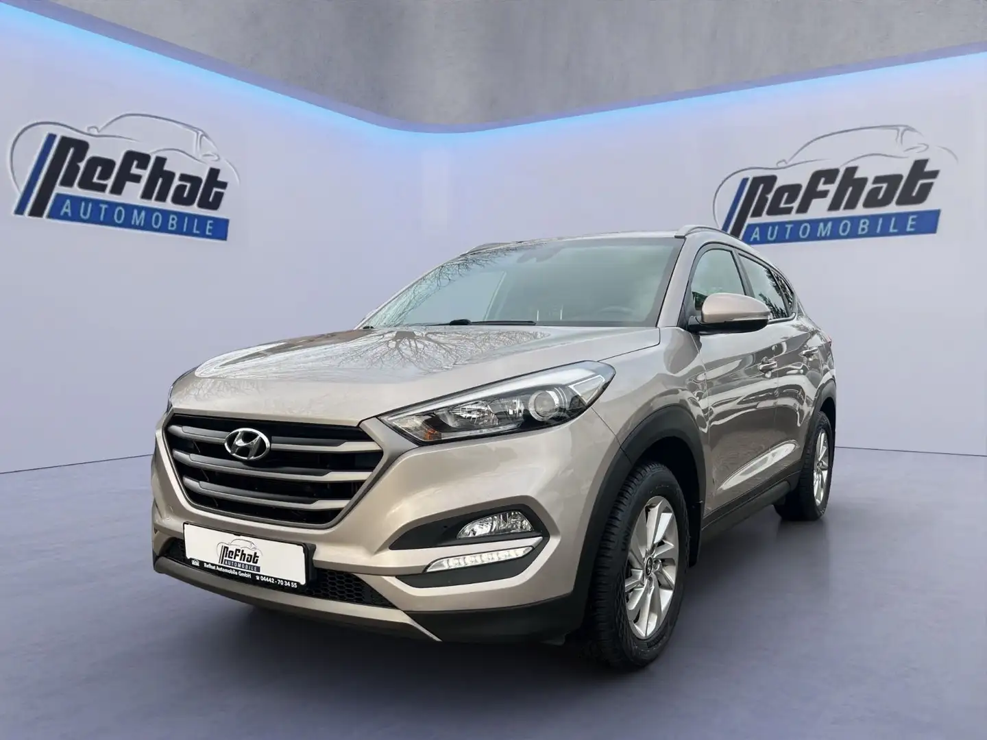 Hyundai TUCSON 1.6 Intro Edition 4WD*SHZ*PDC*LED* Weiß - 2