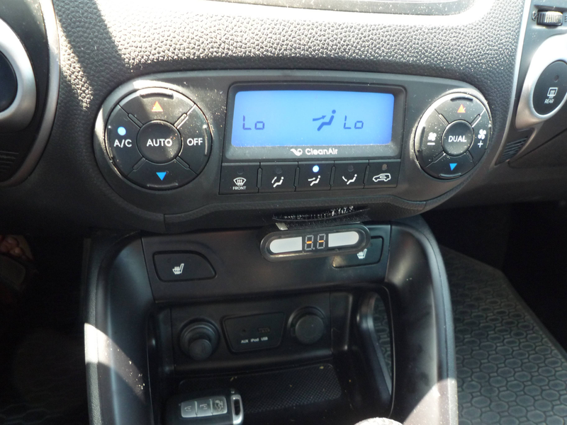 Hyundai iX35 Style 4WD*Gepflegt*Kamera*Sithzg Vorne+Hinten*LEDER — photo 22