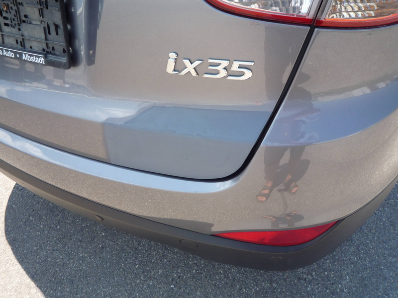 Hyundai iX35 Style 4WD*Gepflegt*Kamera*Sithzg Vorne+Hinten*LEDER — photo 9
