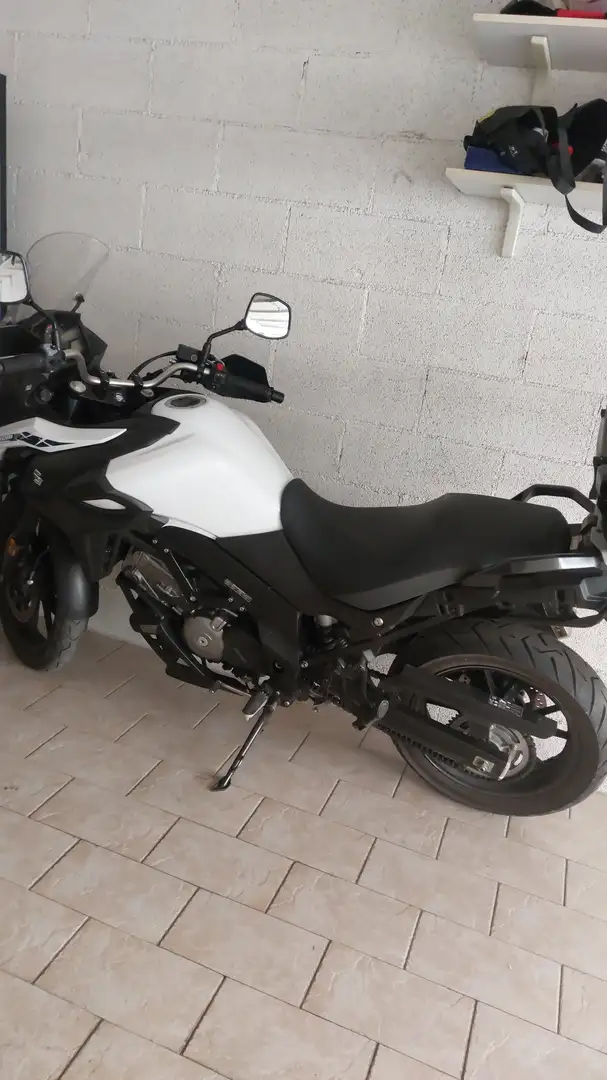 Suzuki V-Strom 650 Bianco - 2