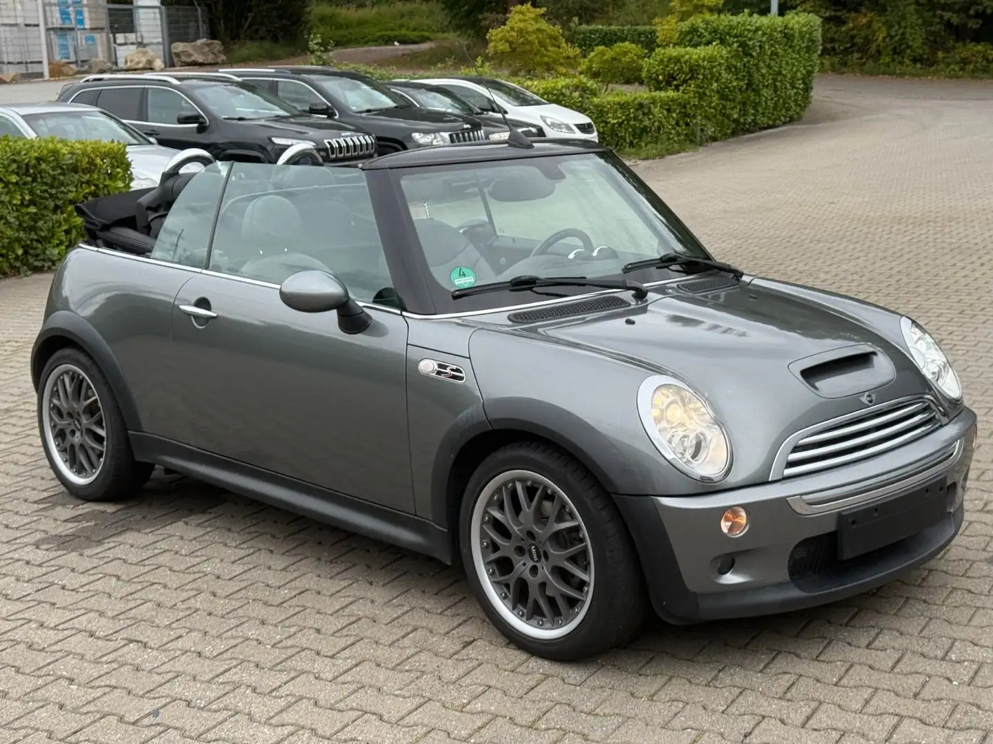 MINI Cooper S Cabrio Scheckheft* TÜV 06.26* Grau - 1