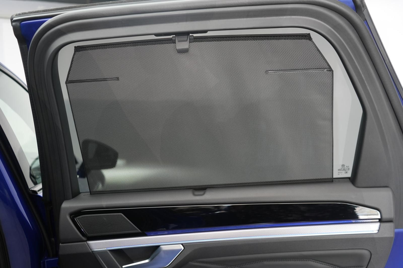 Volkswagen Touareg 3.0 V6 e-Hybrid 4Motion R Pano/Luft/360K — photo 9