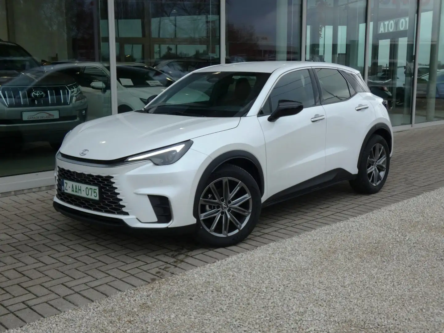 Lexus LBX Hybrid RELAX +Elektrische zetel +Zetelverwarming Blanc - 1