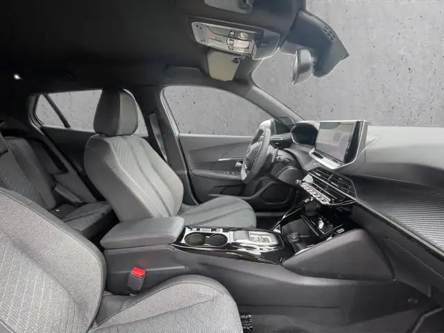 Peugeot 2008 view 13