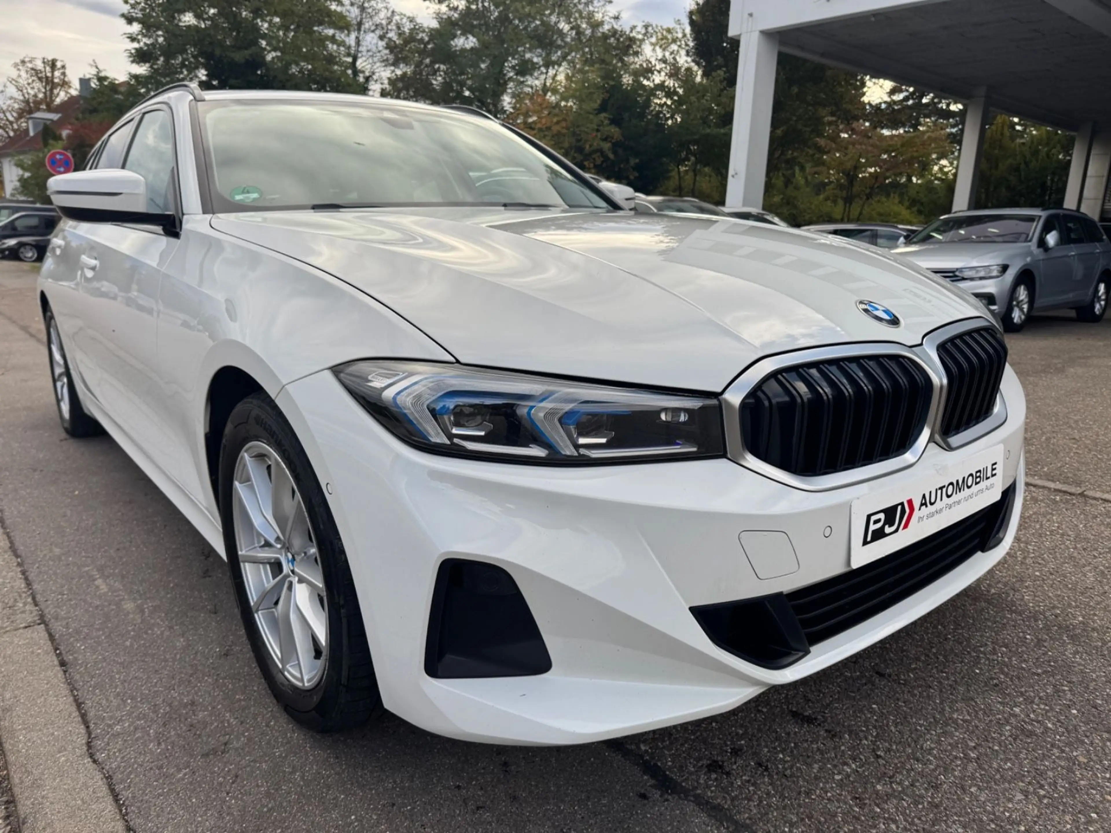 BMW 320 d Touring Navi LED Kamera Memory HUD AHK 1.H — photo 8