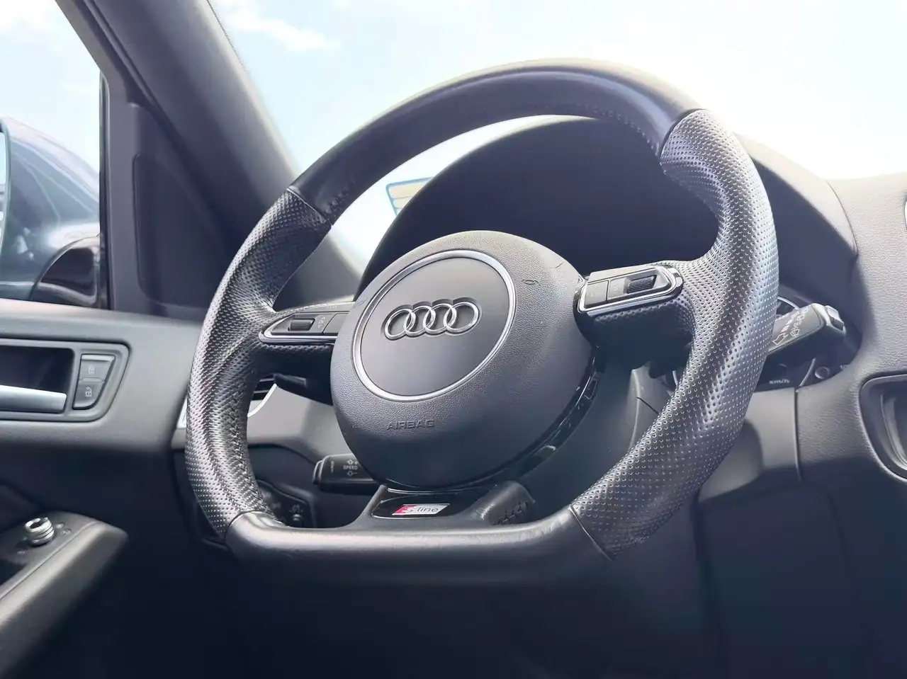 Audi Q5 photo Audi Q5