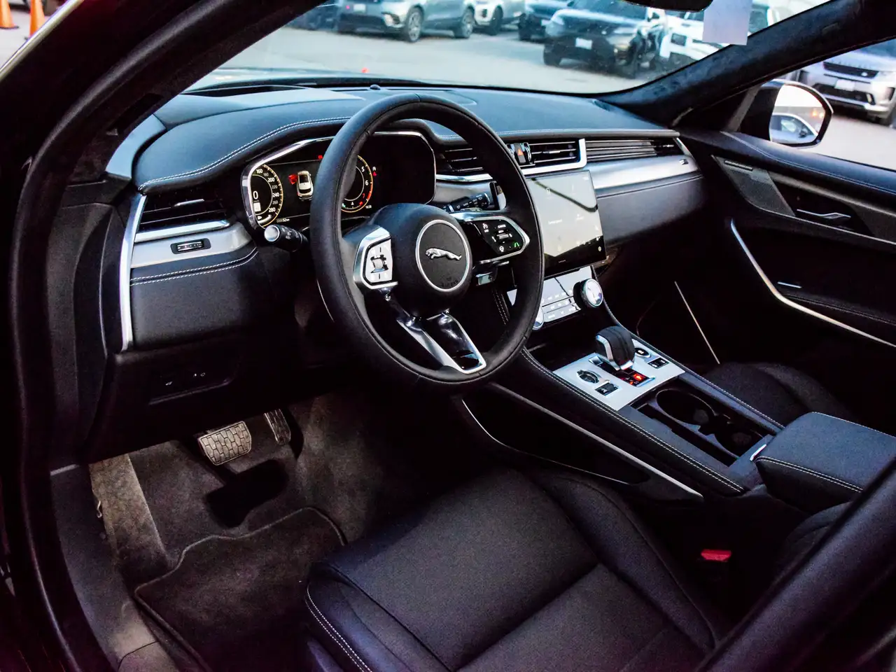 Jaguar F-Pace снимка Jaguar F-Pace