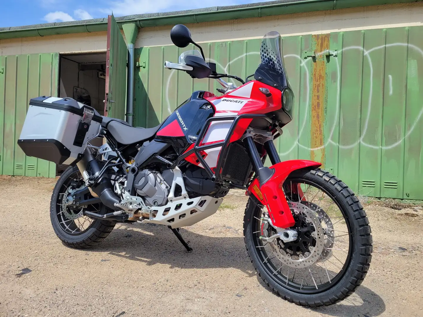 Ducati DesertX Discovery, Neufahrzeug, Griffheizung Piros - 1