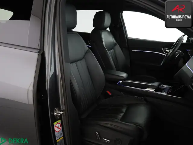 Audi E-Tron view 11