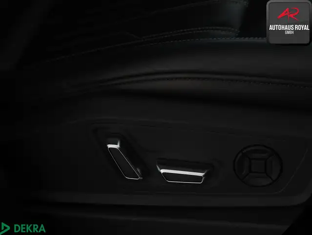 Audi E-Tron view 12