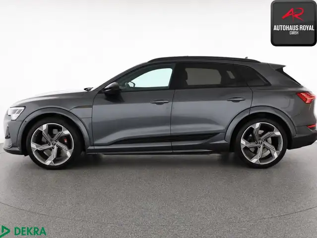 Audi E-Tron view 2