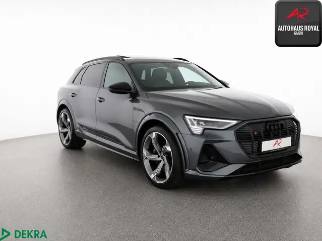 Audi E-Tron view 7