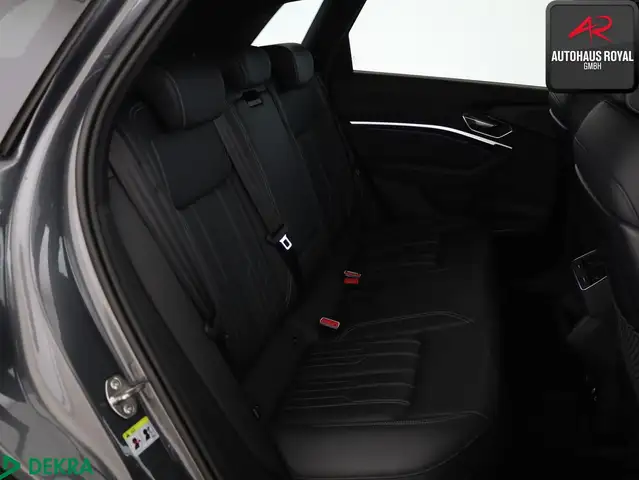 Audi E-Tron view 13