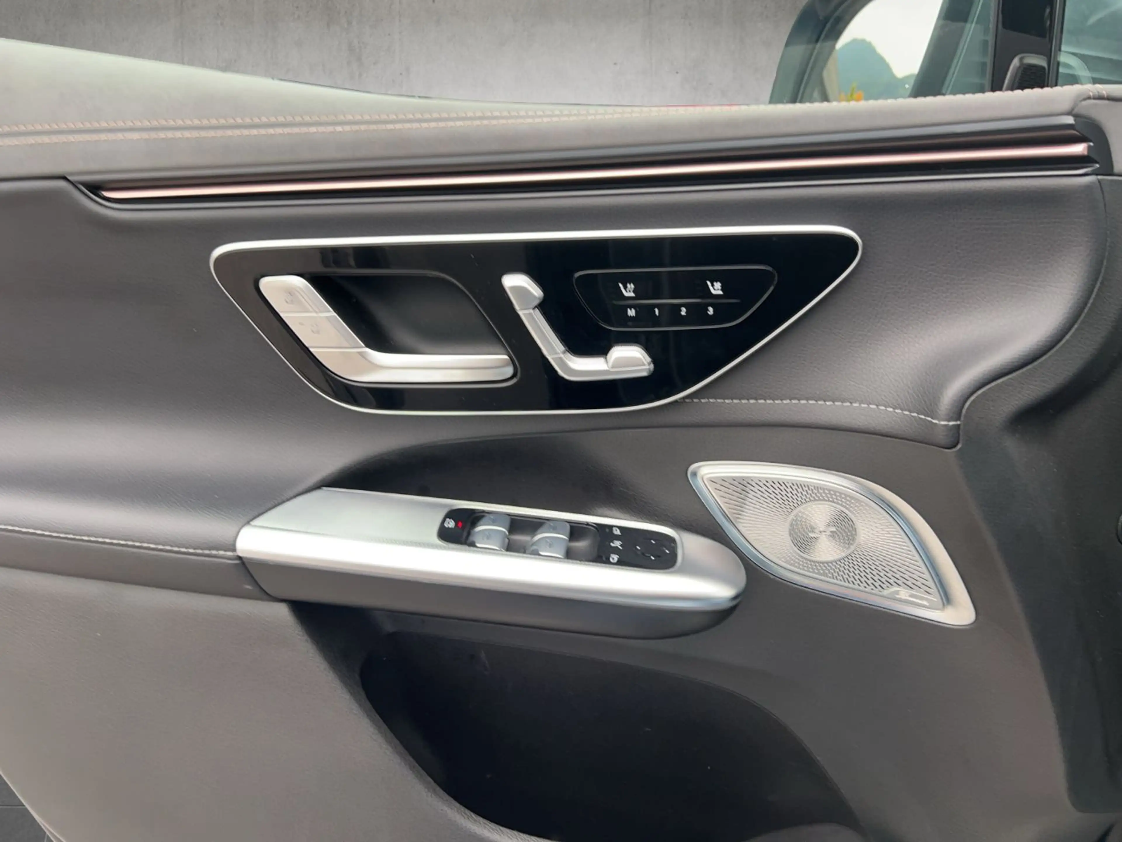 Mercedes-Benz EQE SUV EQE 350 4MATIC SUV FAP Klima Burm Ambi eHeck Shz — photo 11